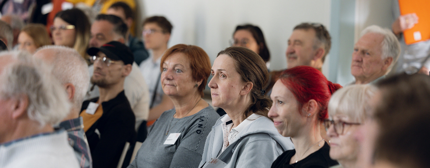 Bürgerdebatte Gerechte Steuern und Finanzen - Blick ins Plenum